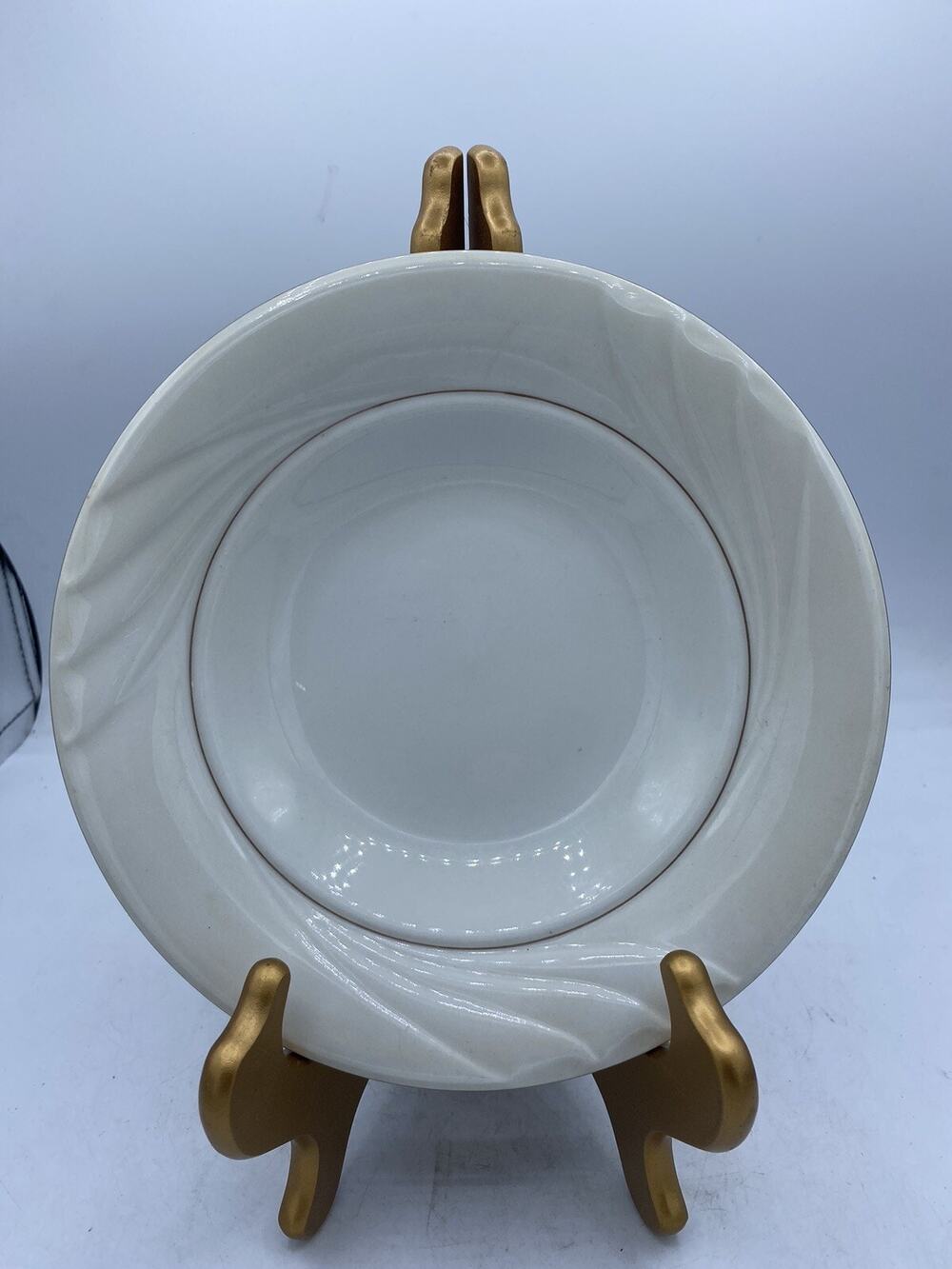 Gibson Designs Golden Embrace 7 1/2” Soup/Salad Bowl